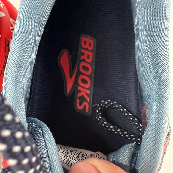 Brooks Trace 2 Womens Running Shoes Red White Blue USA Patriotic Size 6.5 - Picture 9 of 10